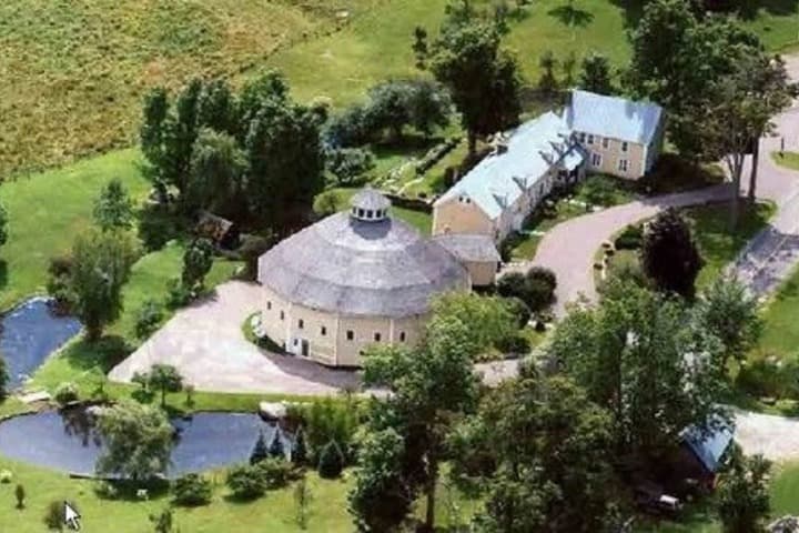 The Inn at Round Barn Farm photo 2