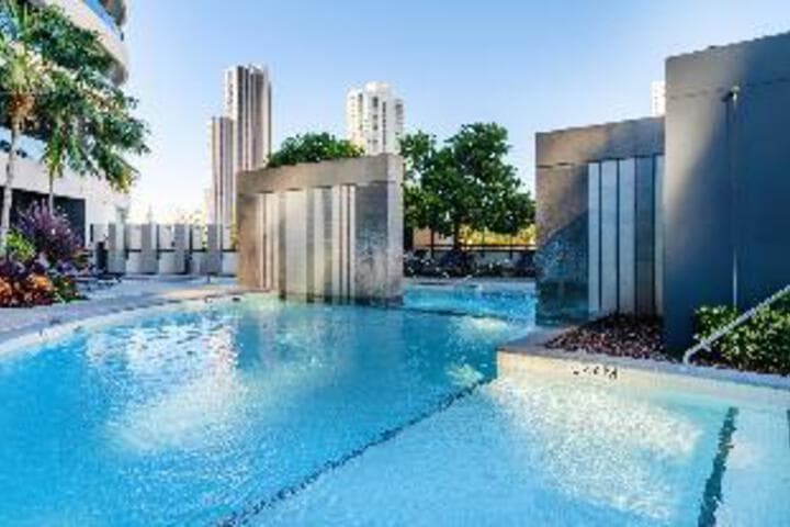 Peppers Broadbeach photo 2