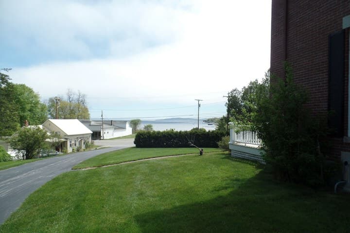 Captain Sweetsers Inn photo 4