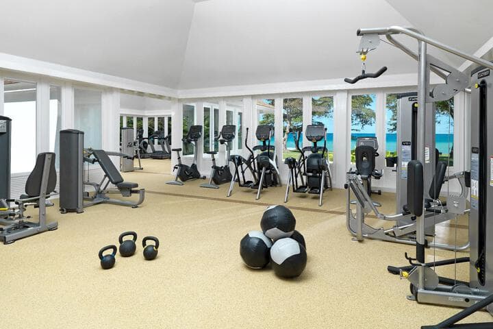 Round Hill Hotel & Villas photo 5