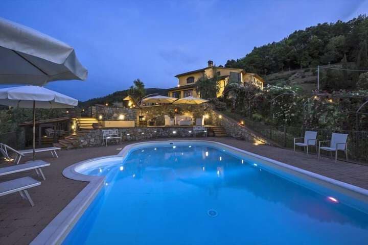 Serravalle Pistoiese destination view