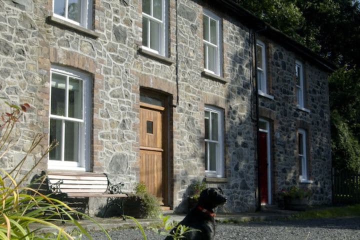 Bronfelin & Troed y rhiw Holiday Cottages photo 2