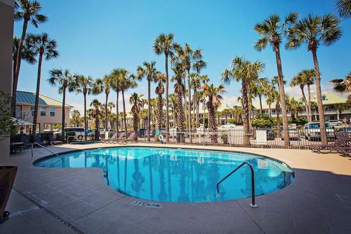 Crystal Dunes Beach Resort by Panhandle Getaways photo 4