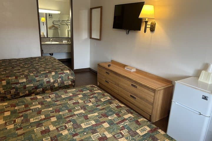 Palm Inn Hotel near Tyler Mall Riverside photo 3