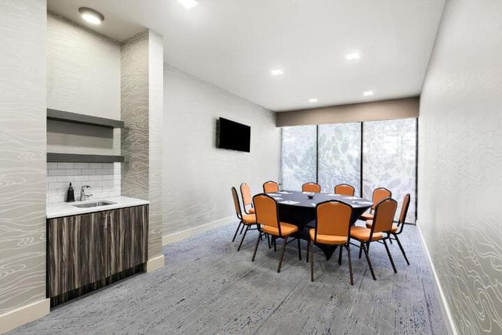 Holiday Inn Express Atlanta Nw Galleria Area photo 5