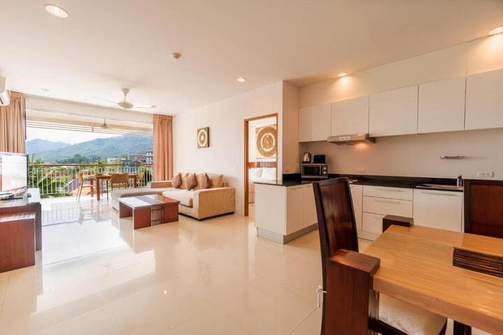 The Park Surin Serviced Apartments by RESAVA photo 4