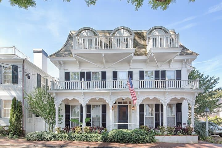 The Christopher The Edgartown Collection photo 3