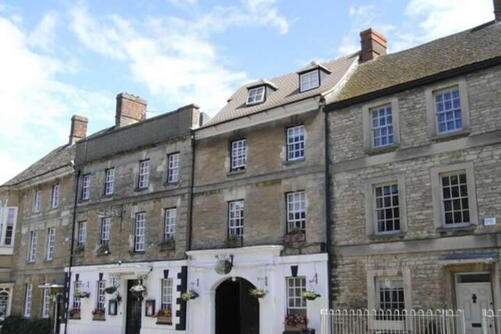 Marlborough Arms Hotel photo 3