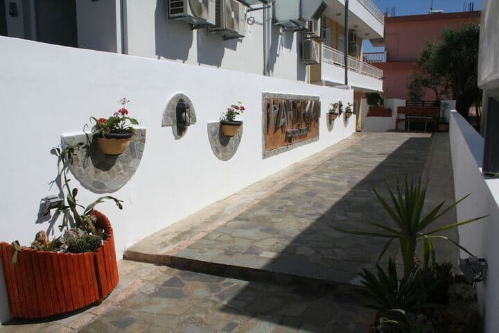 Pantheon Deluxe Apartments photo 3