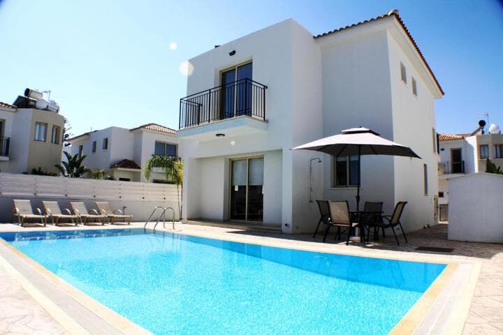 Palm Tree Villas photo 1