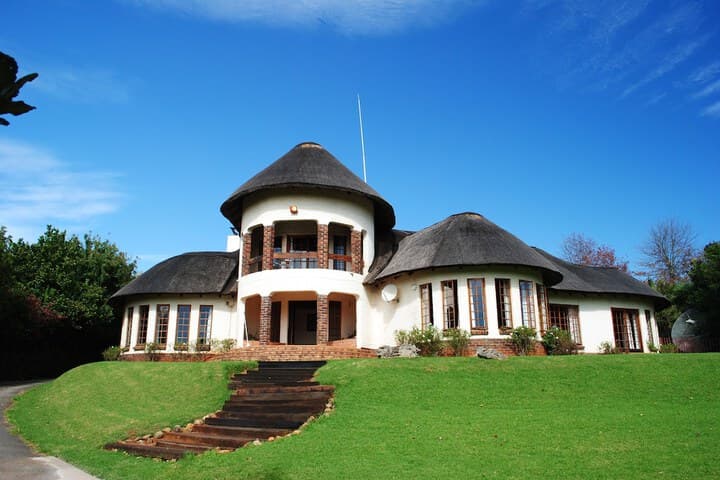 Maclear destination view