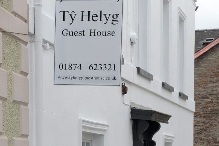 Ty Helyg Guest House photo 3