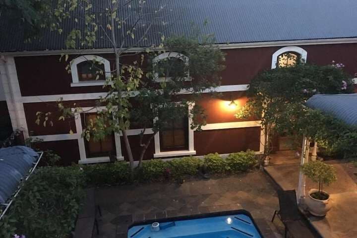Roosenwijn Guest House photo 4