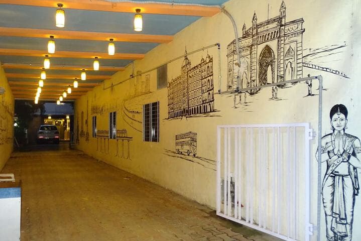 Lokhandwala Complex destination view
