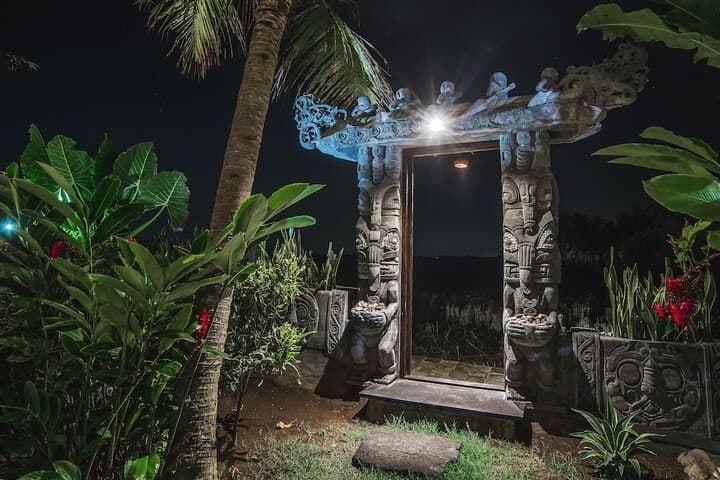 Absolute Beachfront Romantic Villa Laut photo 3