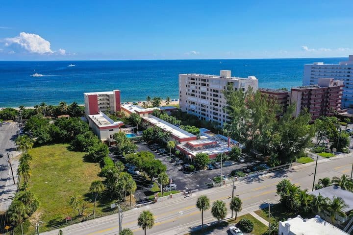 La Costa Beach Club by Capital Vacations photo 5
