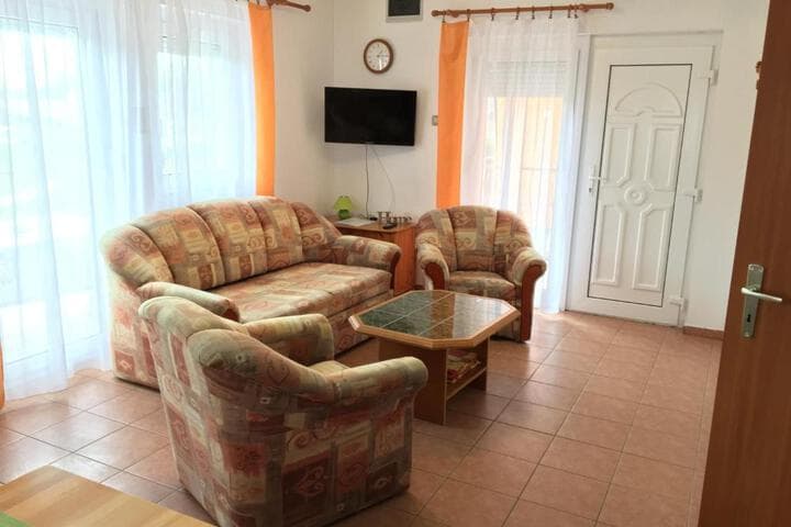 Central Apartments photo 3