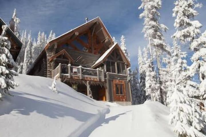 Kowal Ski Cabin by Apex Accommodations photo 2