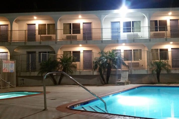 Pacific Inn photo 4