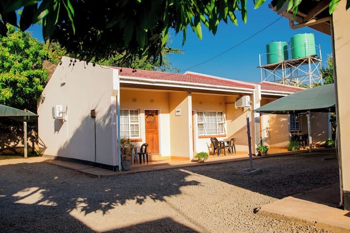 Mosi-O Tunya Executive Lodge photo 2