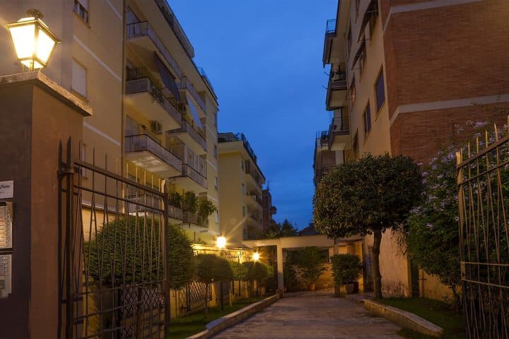 Fleming Suites photo 3