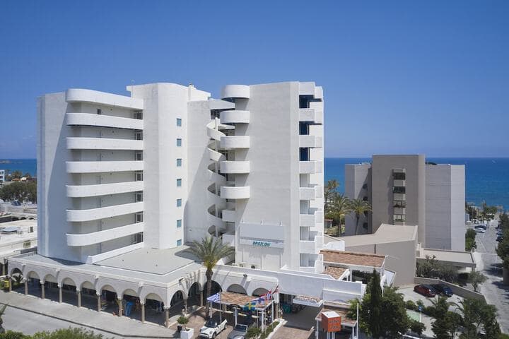 Epsilon Hotel Apartments photo 2