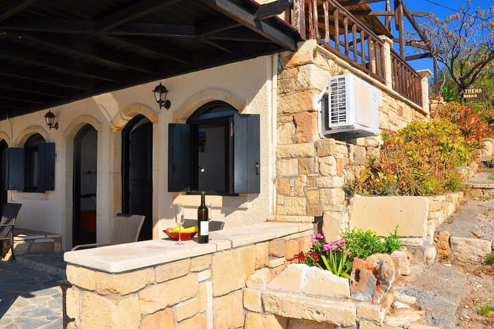 Coral Rooms photo 5
