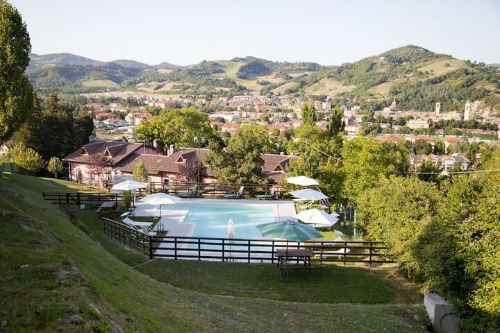 Urbania destination view