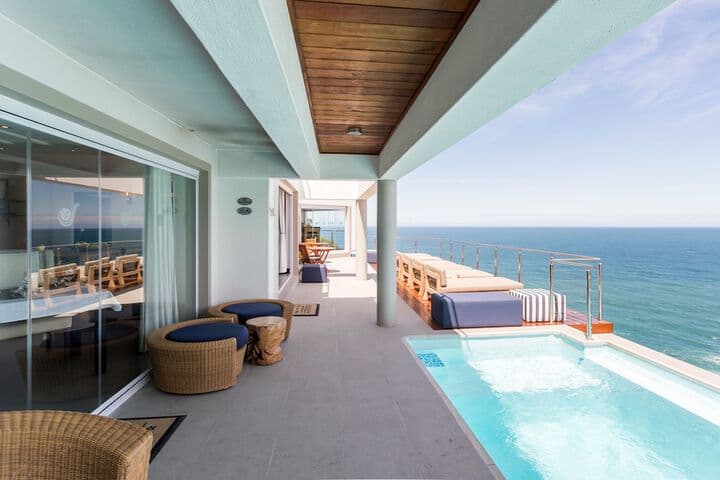 Head over Hills Luxury Retreat photo 5