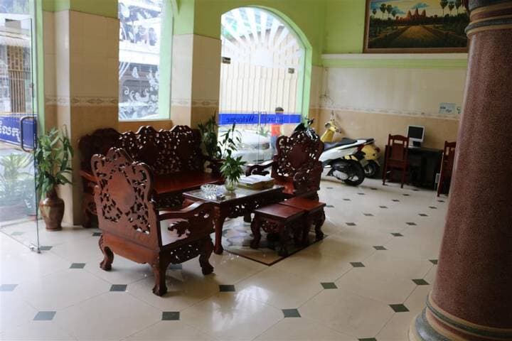 Relax Guesthouse photo 2