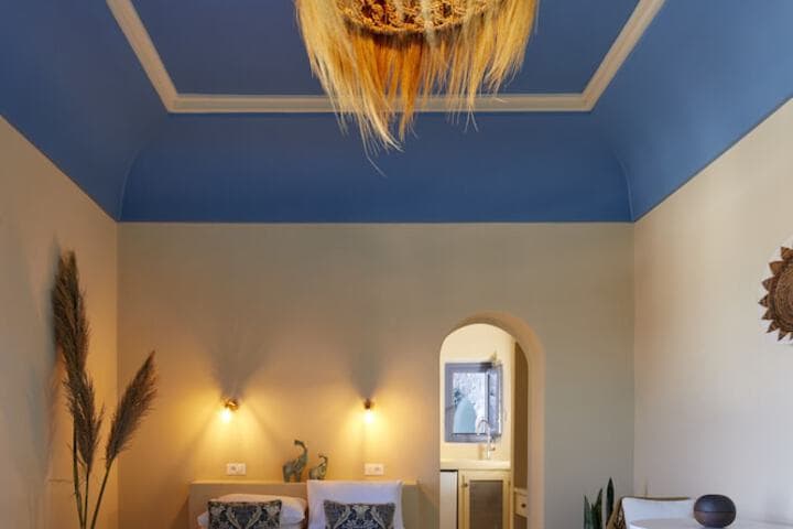 Luna Santorini Suites photo 5