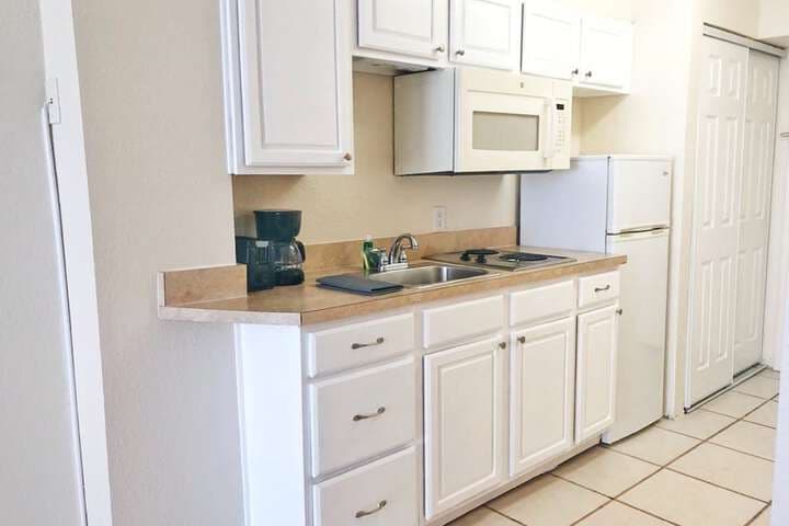 Beach Front Studios in Daytona Beach photo 5