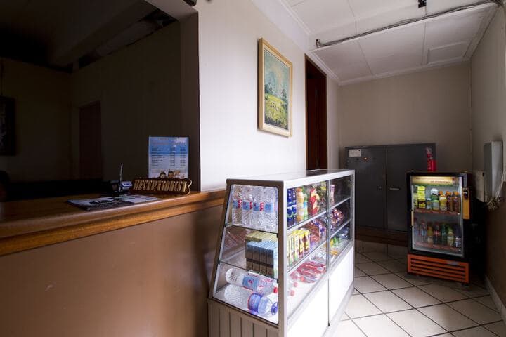 RedDoorz Plus near Parahyangan University photo 5