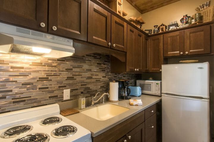 Calhoun House Inn & Suites photo 5