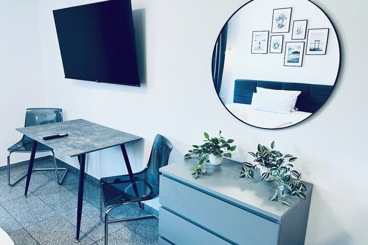 Lipp Apartments photo 5