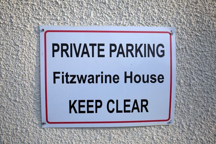 Fitzwarine House photo 2