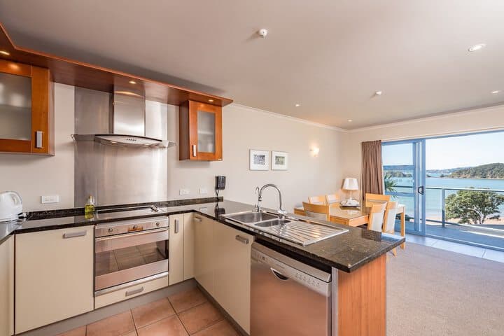 Blue Pacific Quality Apartments photo 4