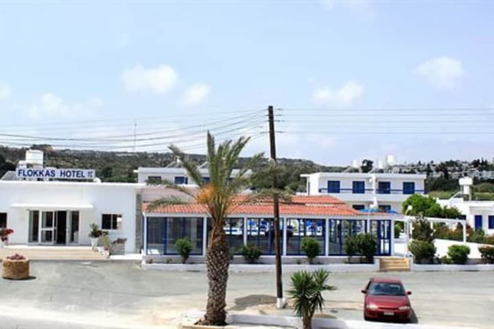 Flokkas Hotel Apartments photo 2
