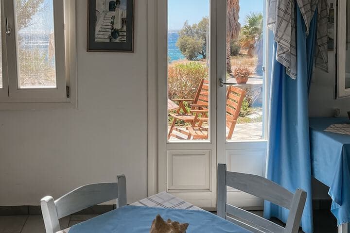 Agnadi Syros Beachfront Studios & Rooms photo 4