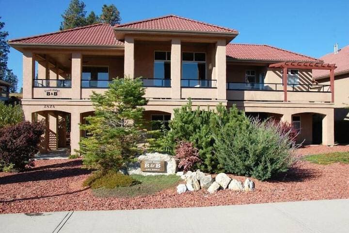 A Vacation Paradise at Quail Ridge B&B photo 2