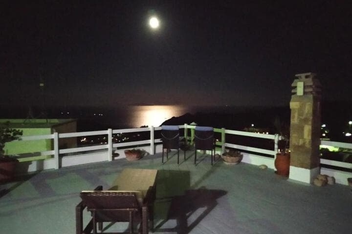 Manos House in Chora photo 2