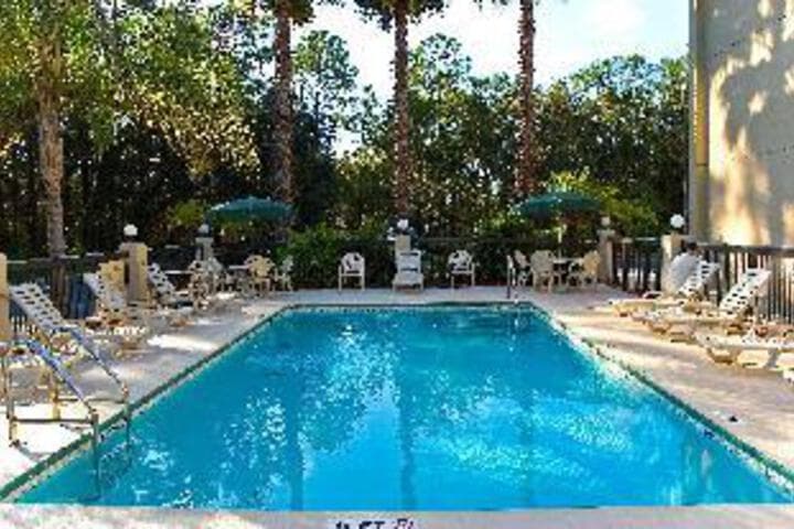 Spark by Hilton Tampa Brandon photo 4