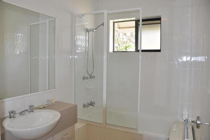 Springhill Gardens Apartments photo 2