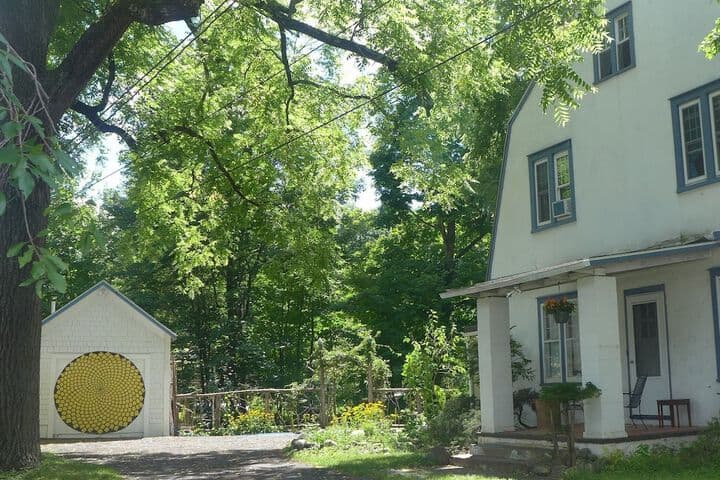 Morning Glory B n B Woodstock NY photo 3