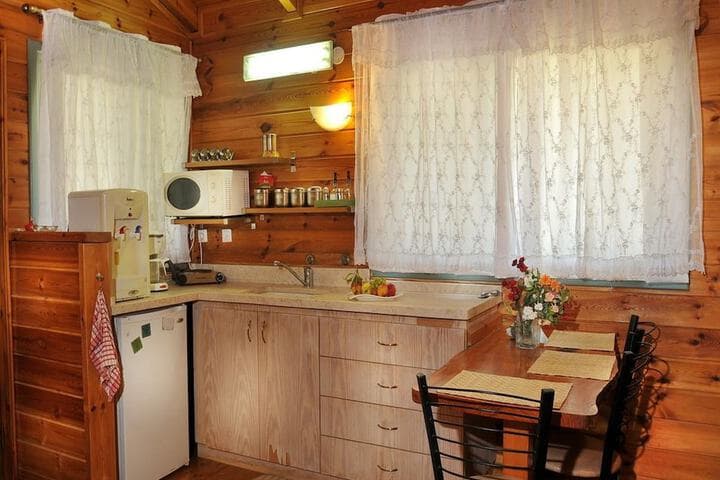 Galilee Cabin photo 2