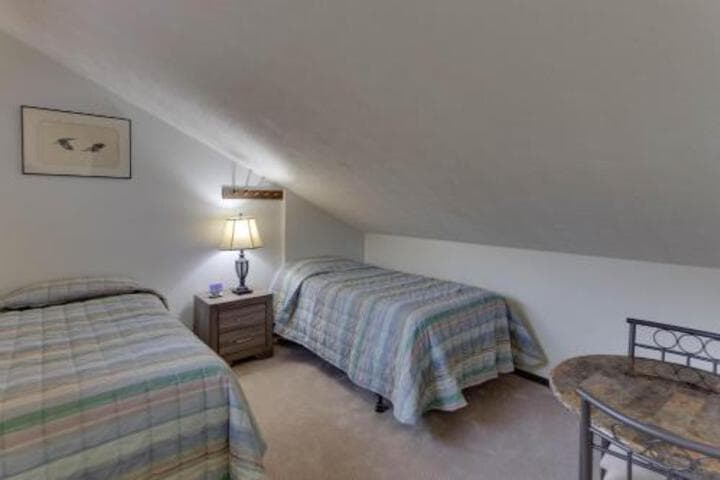 Chalet High photo 4