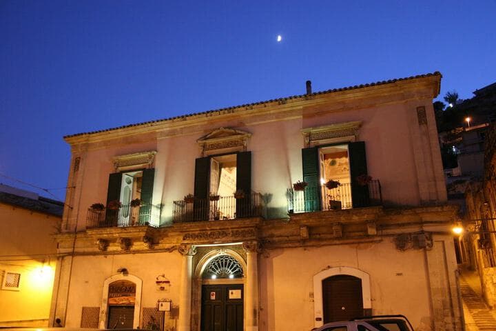 Casa Benarifi destination view