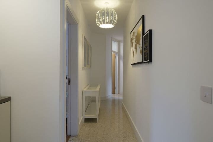 Eyre Square Townhouse photo 2