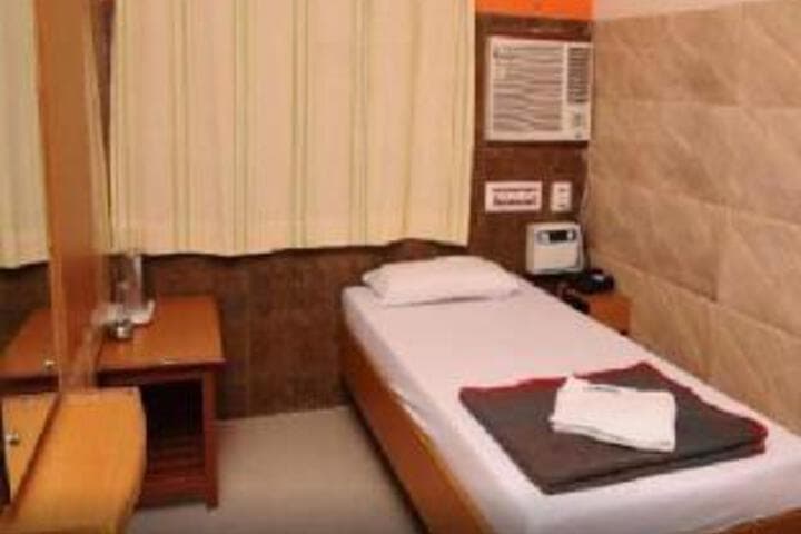 Oriana Hotel photo 1