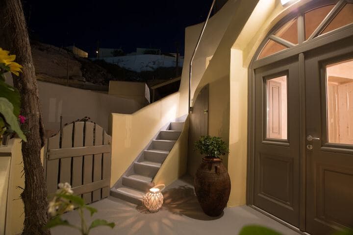 Love Nest villa photo 2